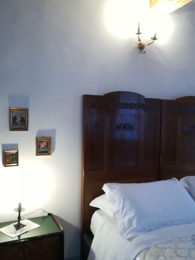 蒙特瓦尔基La Casa Di Luigi公寓 外观 照片