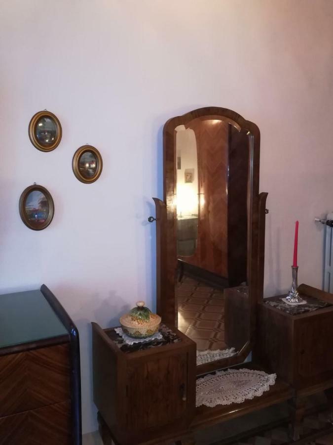 蒙特瓦尔基La Casa Di Luigi公寓 外观 照片