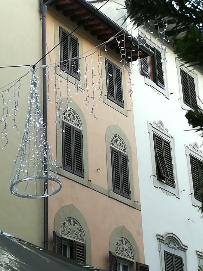 蒙特瓦尔基La Casa Di Luigi公寓 外观 照片