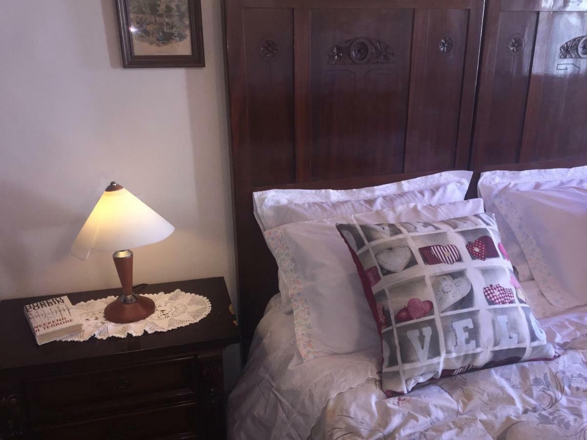 蒙特瓦尔基La Casa Di Luigi公寓 外观 照片